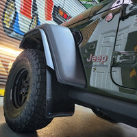 Rally Armor 19-24 Jeep JT Gladiator (Mojave/Rubicon) Black Mud Flap w/Grey Logo